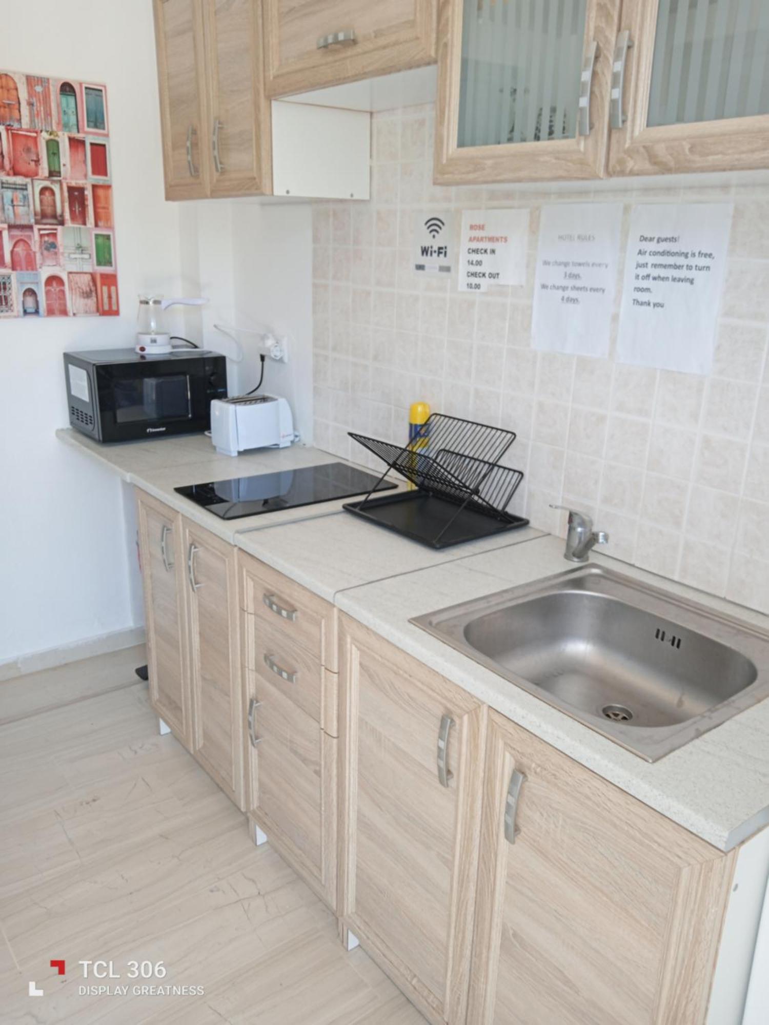 Rose Apartments Mesonghi Μωραΐτικα Εξωτερικό φωτογραφία